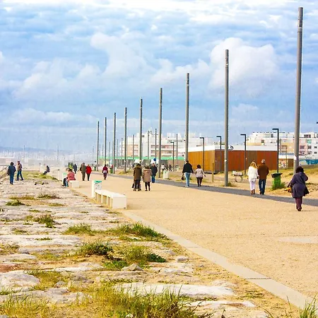 Hostel Incosta Surf House Costa da Caparica