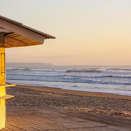 Incosta Surf House Хостел *