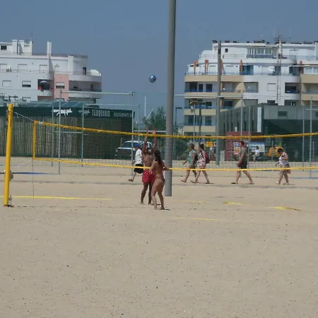 Incosta Surf House Кошта-да-Капарика