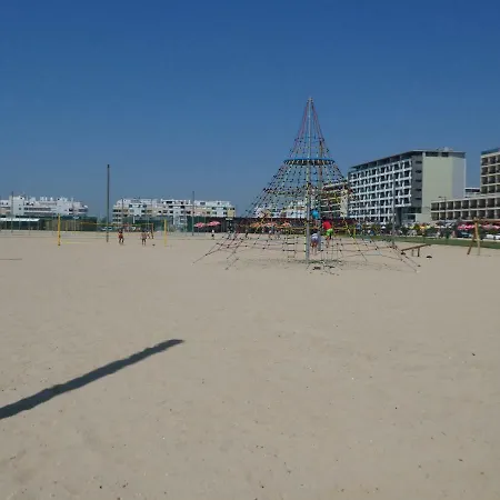 Incosta Surf House Хостел *