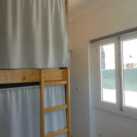 Incosta Surf House Хостел