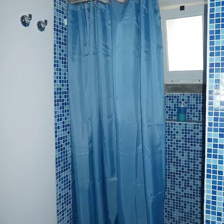 Incosta Surf House Хостел